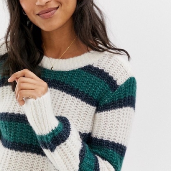 NWOT Alpaca Wool Striped Sweater SZ M - Picture 12 of 12